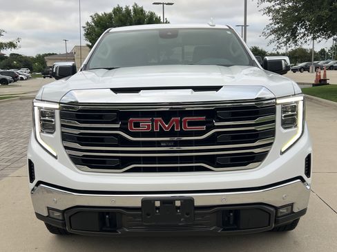 Used 2024 GMC Sierra 1500 SLT w/ SLT Premium Plus Package AWD/4WD image 3