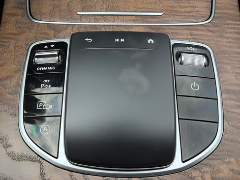 Used 2021 Mercedes-Benz E 350 4MATIC Sedan image 54