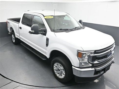 Used 2022 Ford F250 XLT w/ Snow Plow Prep Package image 22