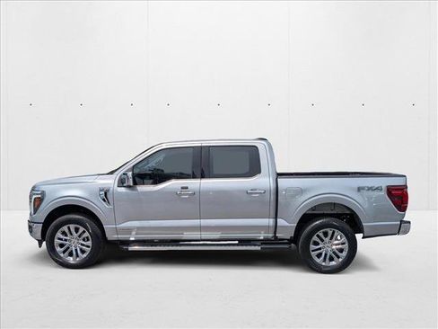 New 2025 Ford F150 Lariat w/ Equipment Group 502A High image 5