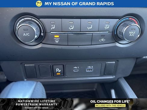 New 2026 Nissan Frontier SV w/ Tow Package AWD/4WD image 24