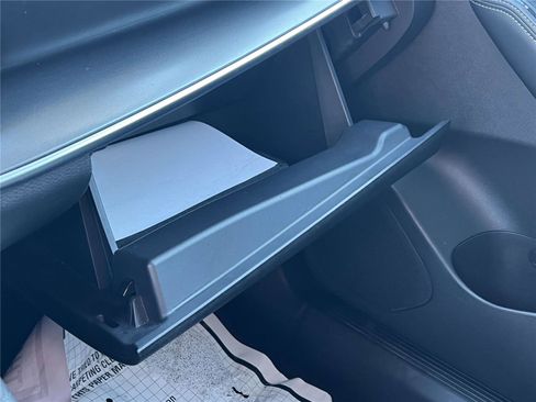 Certified 2022 Nissan Rogue SV image 43