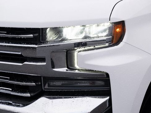 Used 2020 Chevrolet Silverado 1500 LTZ image 22