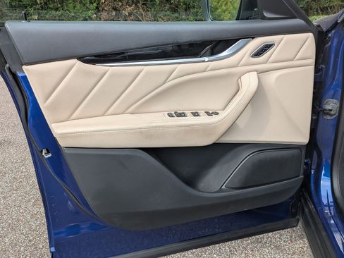 Certified 2022 Maserati Levante Modena AWD/4WD image 24