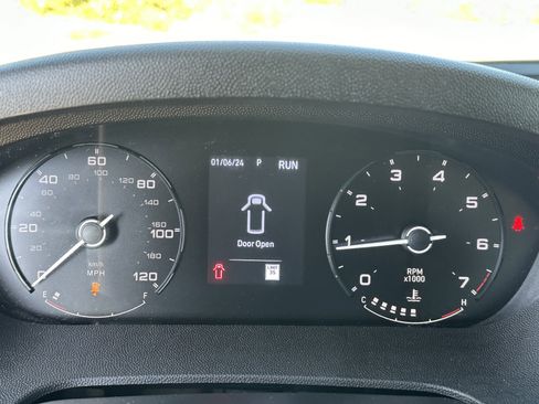 Used 2024 RAM ProMaster 3500 w/ Convenience Group image 27