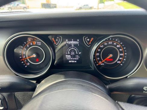 Used 2020 Jeep Wrangler Unlimited Sport AWD/4WD image 18