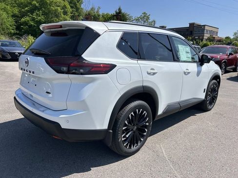 New 2026 Nissan Rogue SV AWD/4WD image 7