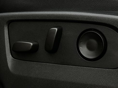 Used 2024 GMC Sierra 1500 AT4 w/ AT4 Preferred Package image 17