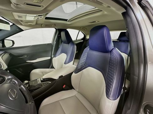 Used 2021 Lexus UX 250h w/ Premium Package image 21