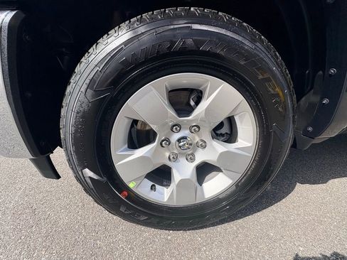 New 2026 RAM 1500 4x4 Crew Cab image 15