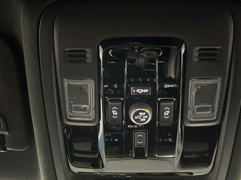 Used 2026 GMC Yukon Elevation AWD/4WD image 36
