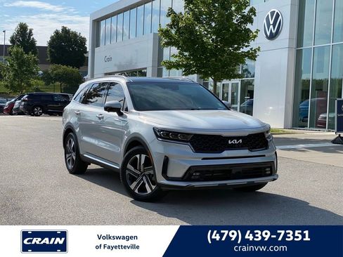 Used 2023 Kia Sorento SX Prestige w/ Panoramic Sunroof Package AWD/4WD image 1