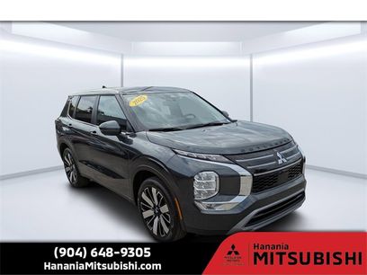 New 2025 Mitsubishi Outlander SE