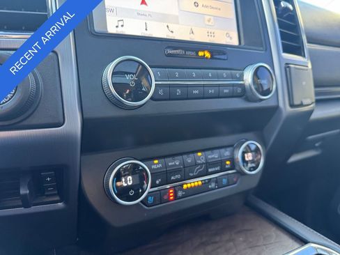 Used 2019 Ford Expedition Platinum image 29