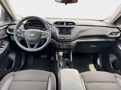 Used 2023 Chevrolet TrailBlazer LT FWD image 18