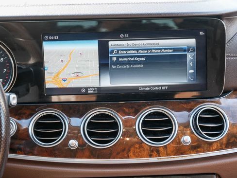 Used 2018 Mercedes-Benz E 300 image 15