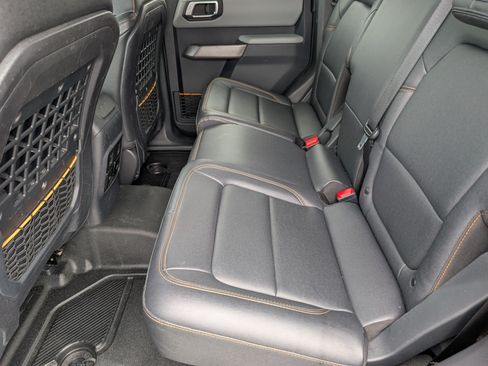 Used 2022 Ford Bronco Badlands AWD/4WD image 12