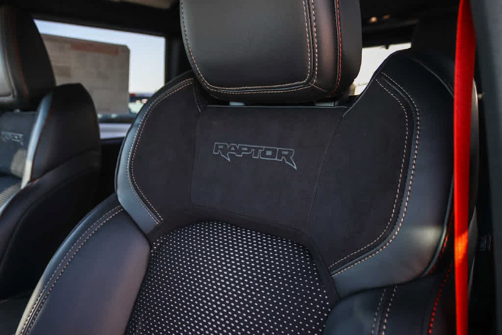 New 2026 Ford Bronco Raptor w/ Interior Carbon Fiber Pack AWD/4WD image 27