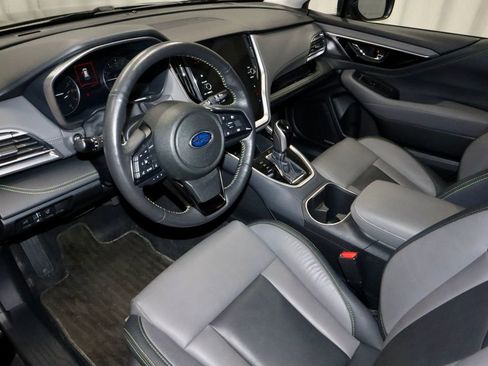 Used 2025 Subaru Outback Onyx Edition image 25