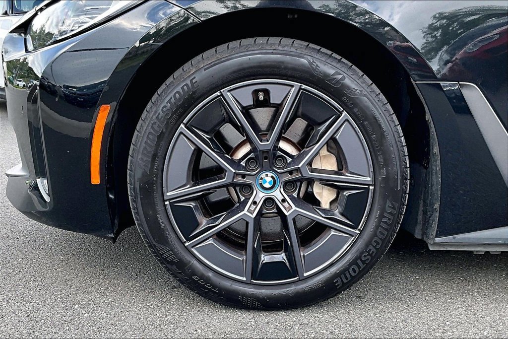 Used 2024 BMW i4 eDrive35 w/ Convenience Package RWD image 10