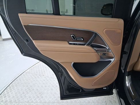 New 2026 Land Rover Range Rover SE image 20