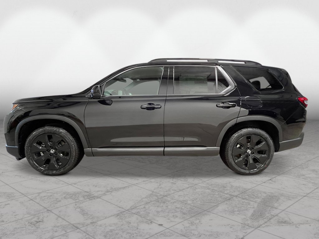 New 2026 Honda Pilot Black Edition image 2