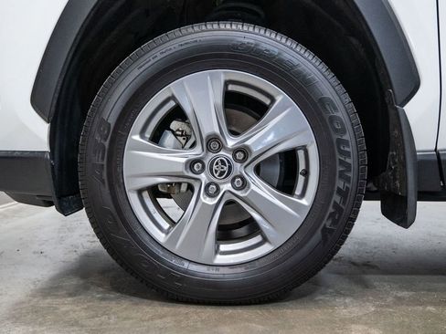 Certified 2025 Toyota RAV4 XLE w/ Convenience Package image 11