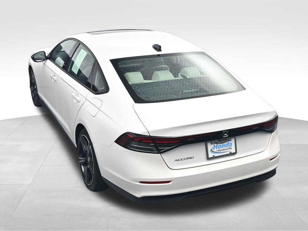 Used 2026 Honda Accord SE image 30