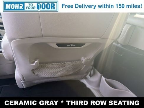 Used 2021 Chrysler Pacifica Touring-L image 33