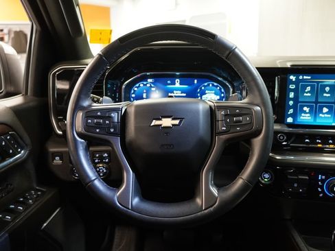 Certified 2024 Chevrolet Silverado 1500 High Country w/ High Country Premium Package AWD/4WD image 19
