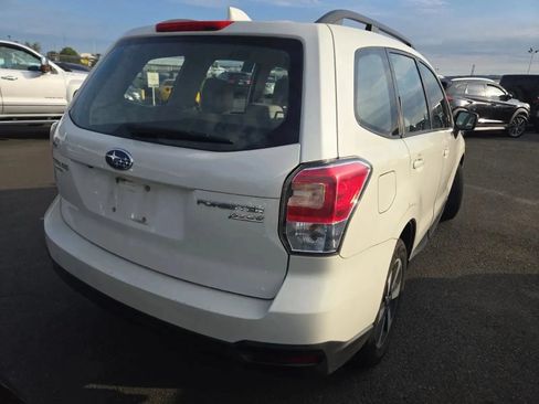Used 2017 Subaru Forester 2.5i w/ Alloy Wheel Package AWD/4WD image 4