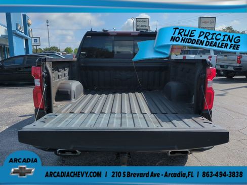 Used 2022 Chevrolet Silverado 1500 LT Trail Boss w/ LT Trail Boss Premium Package AWD/4WD image 13