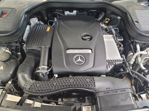 Used 2019 Mercedes-Benz GLC 300 4MATIC image 30