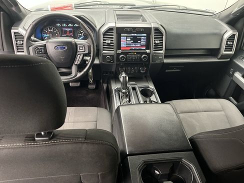 Used 2015 Ford F150 XLT w/ Equipment Group 302A Luxury image 4
