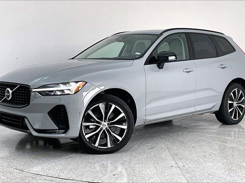 Used 2024 Volvo XC60 B5 Ultimate w/ Protection Package Premier image 16