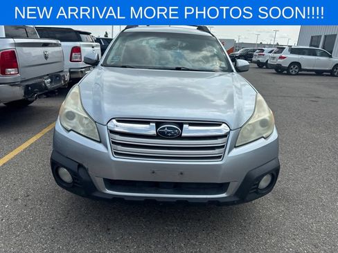 Used 2013 Subaru Outback 2.5i Premium w/ All-Weather Pkg AWD/4WD image 2