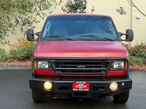 Used 2005 Ford E-350 and Econoline 350 Extended Super Duty image 3