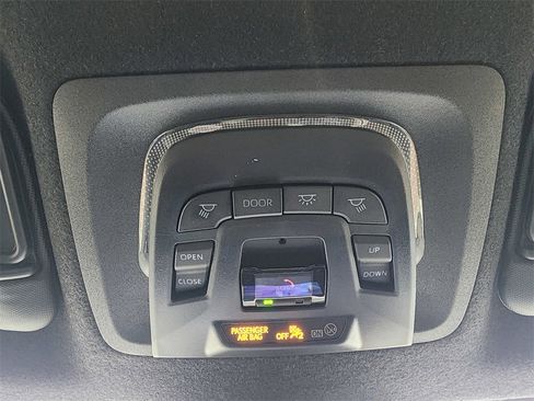 Used 2024 Toyota Corolla SE image 21