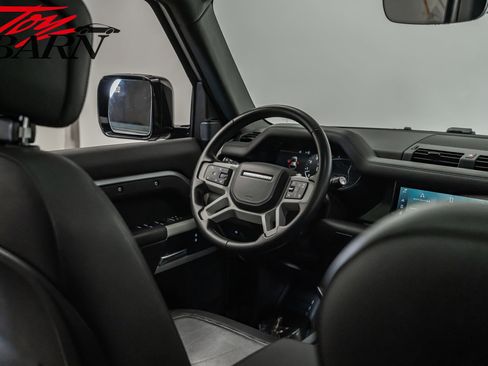 Used 2023 Land Rover Defender 110 X-Dynamic SE image 42