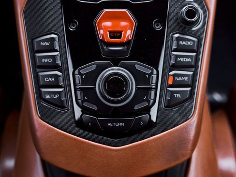 Used 2018 Lamborghini Aventador S image 67