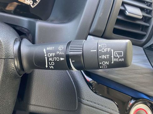 Certified 2025 Honda Odyssey Elite image 24