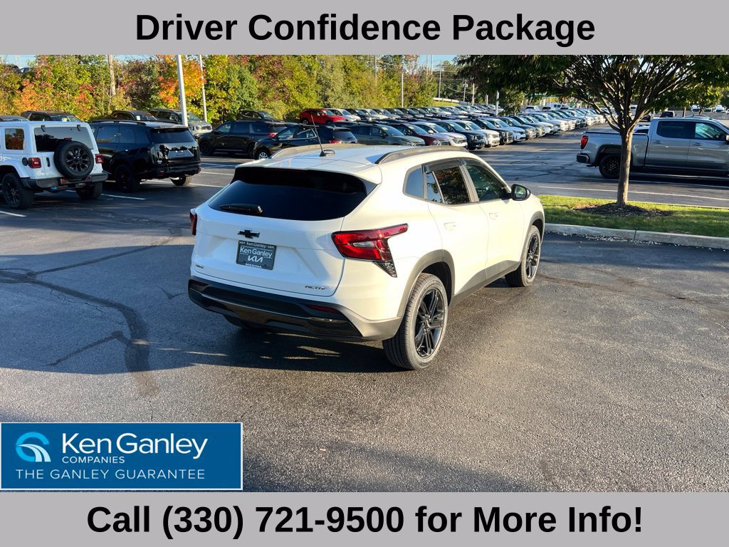 Used 2025 Chevrolet Trax ACTIV w/ Sunroof Package FWD image 10
