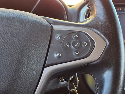 Used 2019 Chevrolet Colorado LT w/ LT Convenience Package image 12