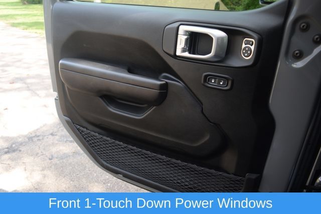 Used 2021 Jeep Wrangler Sport AWD/4WD image 16