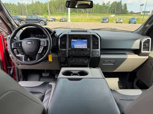 Used 2018 Ford F150 XLT w/ Equipment Group 302A Luxury AWD/4WD image 12