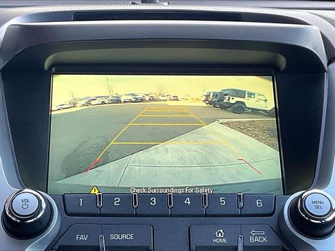 Used 2017 Chevrolet Equinox LT w/ Driver Confidence Package II image 13