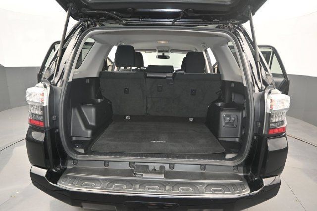 Used 2019 Toyota 4Runner SR5 RWD image 15
