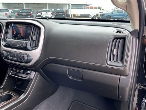 Used 2022 GMC Canyon Elevation RWD image 17