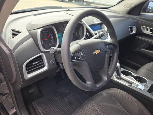 Used 2015 Chevrolet Equinox LS FWD image 9