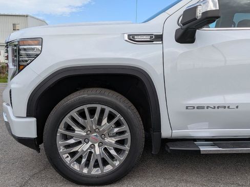 New 2026 GMC Sierra 1500 Denali w/ Technology Package AWD/4WD image 3